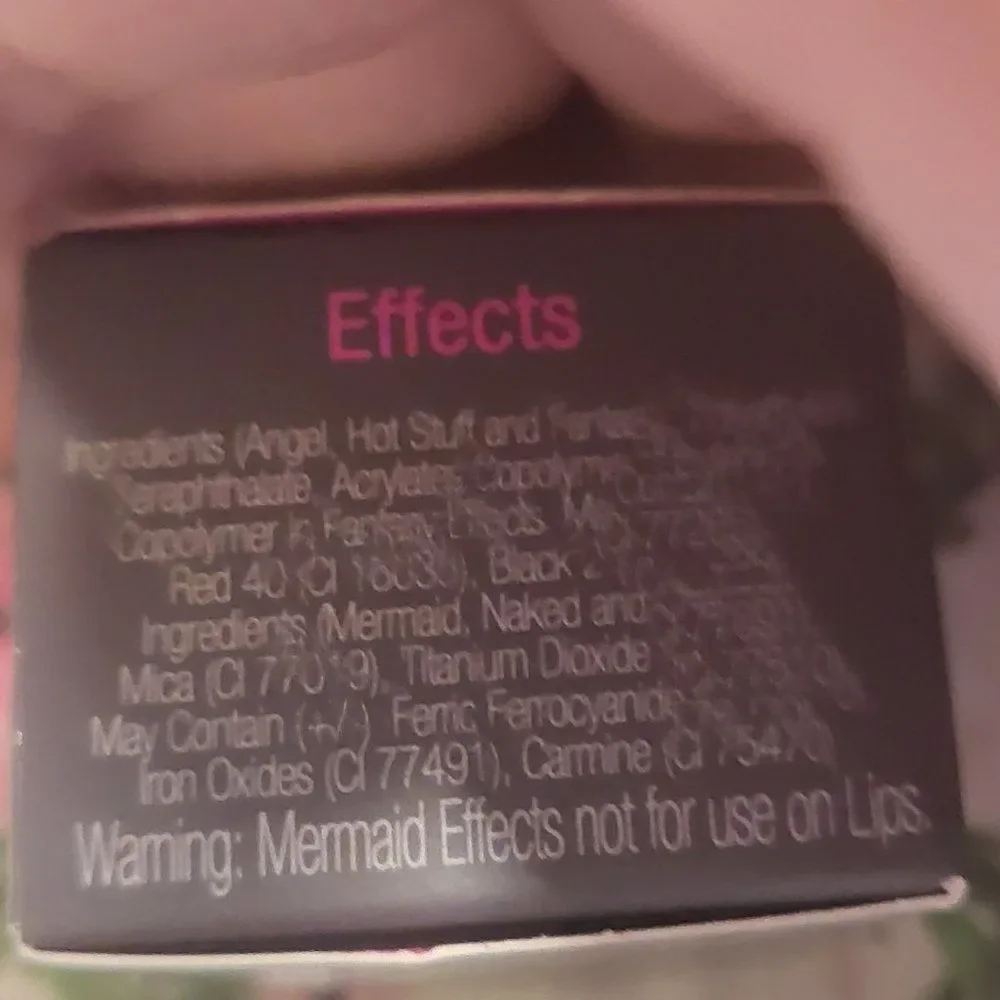 Lique Cheek and Eye lid Powder Naked